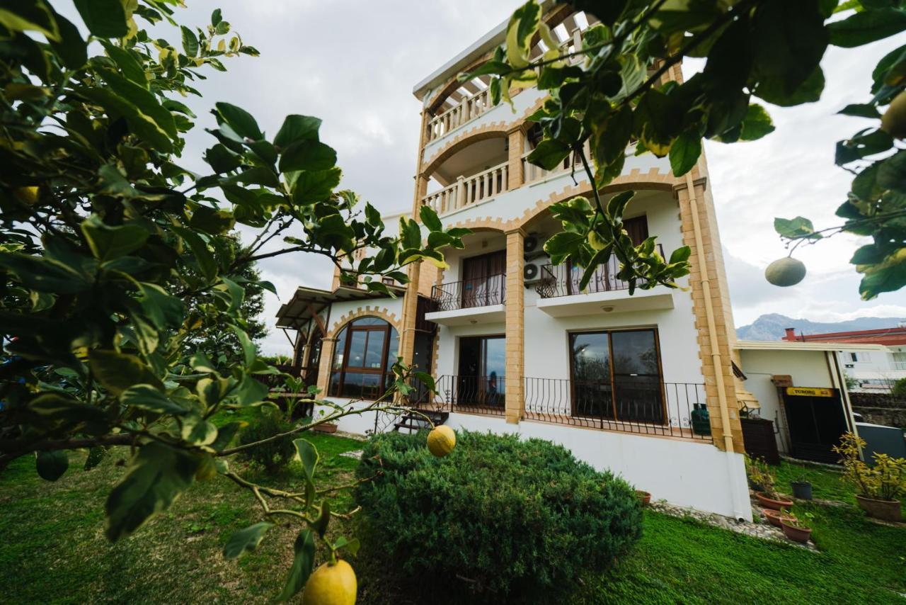 Topset Hotel Agios Georgios  Экстерьер фото