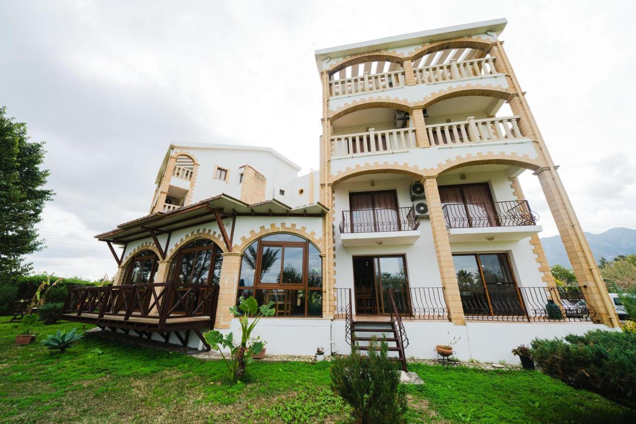 Topset Hotel Agios Georgios  Экстерьер фото